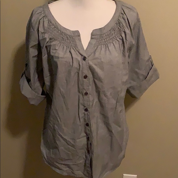 Harve Benard Tops - Harve Benard Light blue button down casual shirt